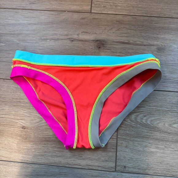 ABS Allen Schwarts Bikini Set - Picture 3 of 8